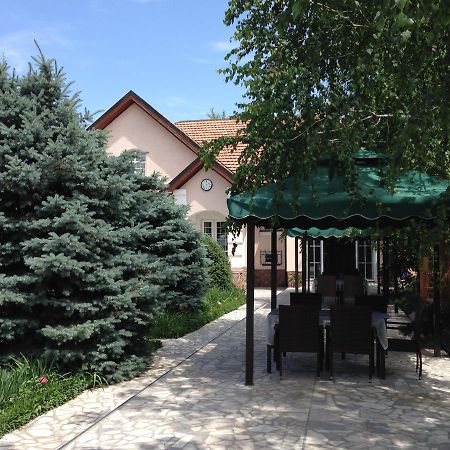 Astoria Garden Hotel Bishkek Exterior photo